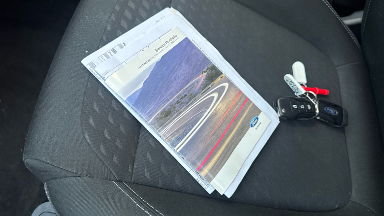 Ford Fiesta 1.1 Zetec 5dr Petrol Hatchback